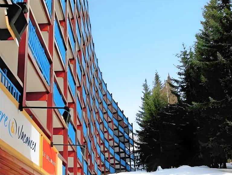 Serviced apartment with 2 rooms for 127 persons in Bourg-Saint-Maurice