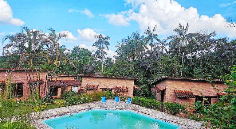Nice lodge with garden, grill & pool | Dogs allowed — photo 2