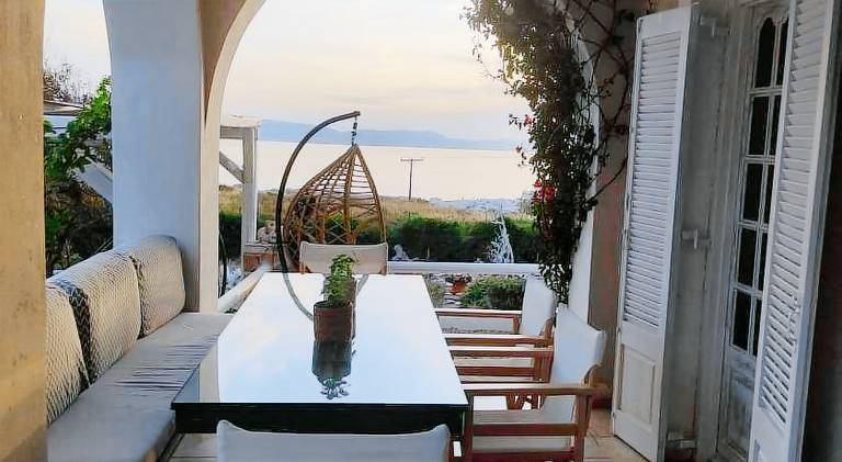 Vacation home with yard & patio | Pets allowed — photo 4