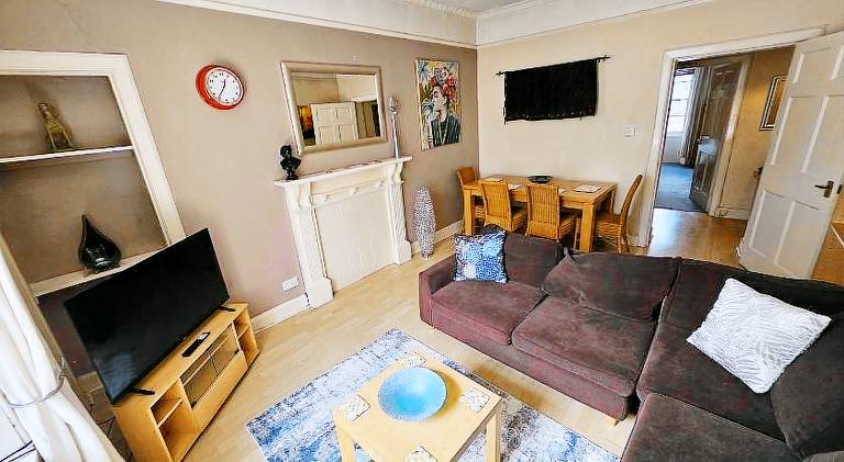 Apartment | Close to Edinburgh Castle — photo 5