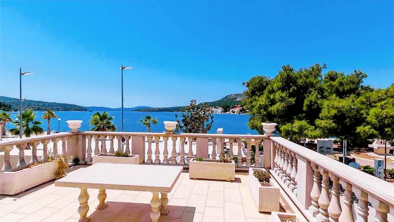 Apartman Slano