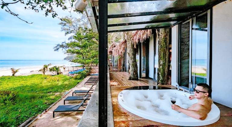 Sealord Naithon Beachfront Phuket — photo 3