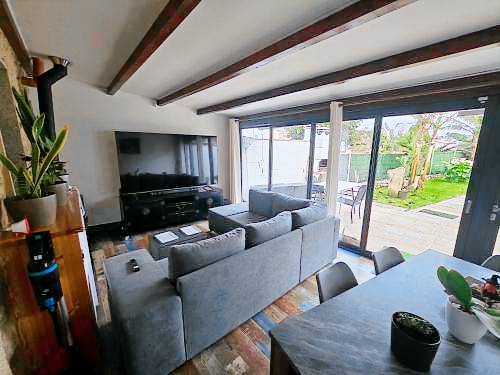 Suite privada con jardin chimenea y parking en A Coruna — photo 2