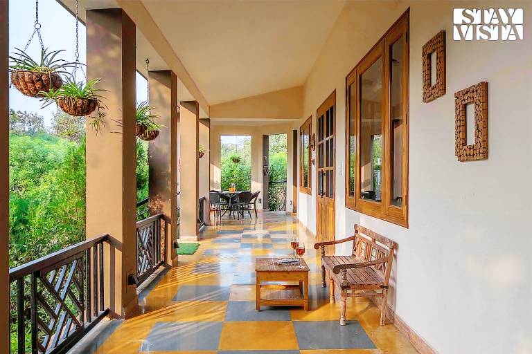 Villa with garden — photo 3