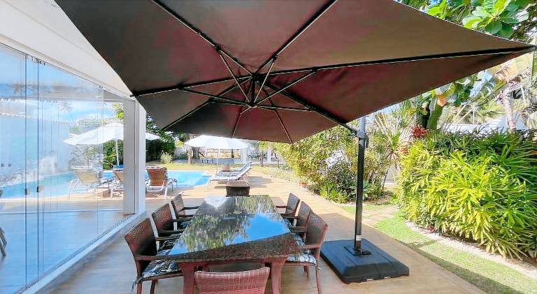 Vacation home with pool | Pets are welcome — photo 2