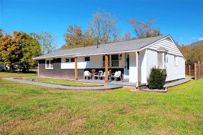Cottage Wintergreen Resort