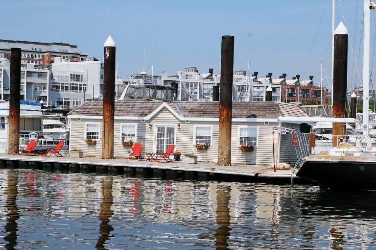 Huisboot Back Bay