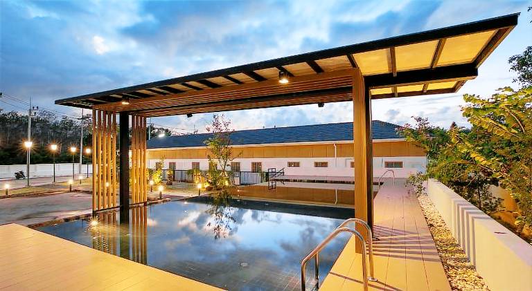 Villa with pool — photo 2
