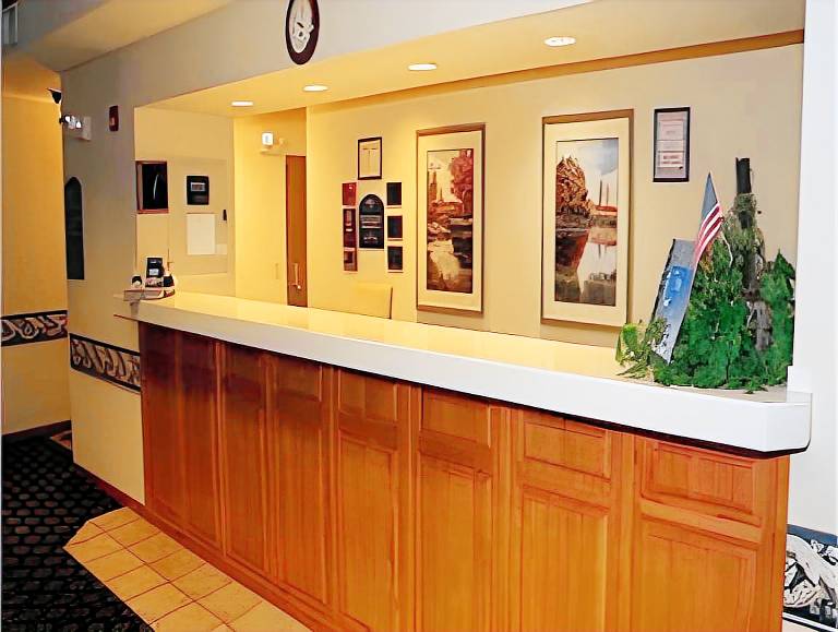 Abilene Inn & Suites — photo 4