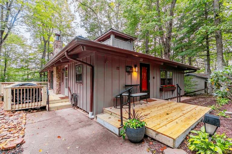 Cabin Linville