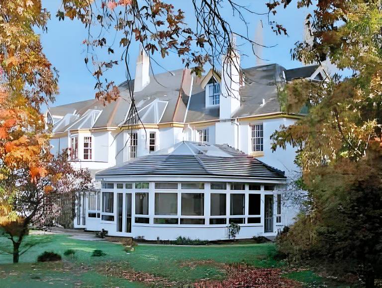 Woodlands Lodge Hotel