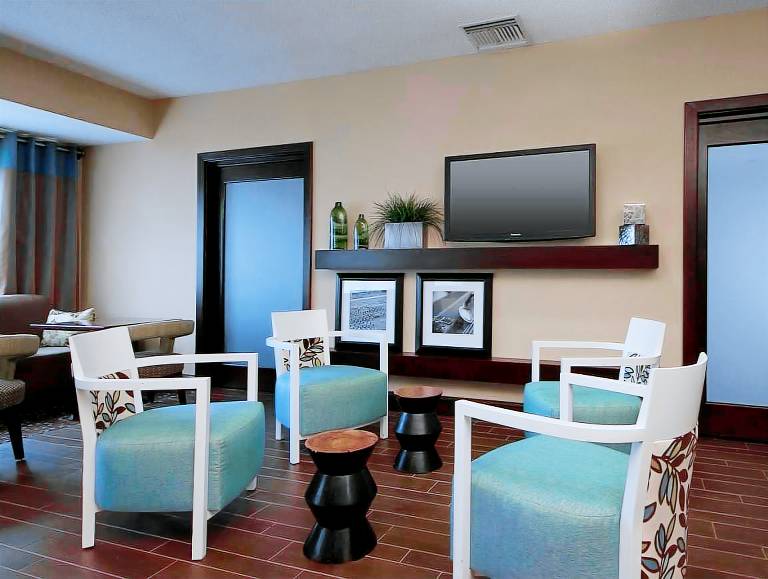 Hampton Inn East Lansing — photo 5