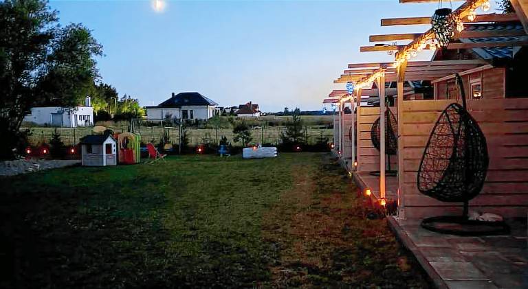 House with barbeque, yard & patio — photo 5
