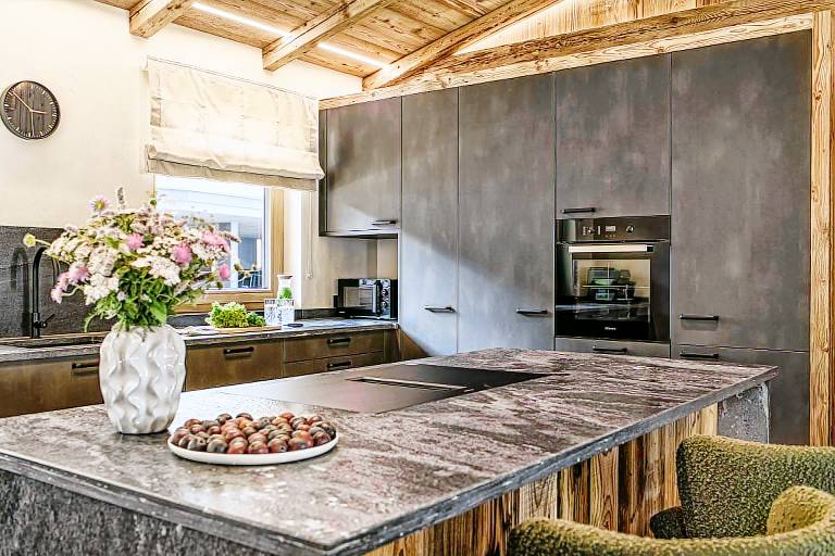 Children-friendly vacation home with sauna, barbecue & private pool | Suitable for remote work | Pets are welcome — photo 5