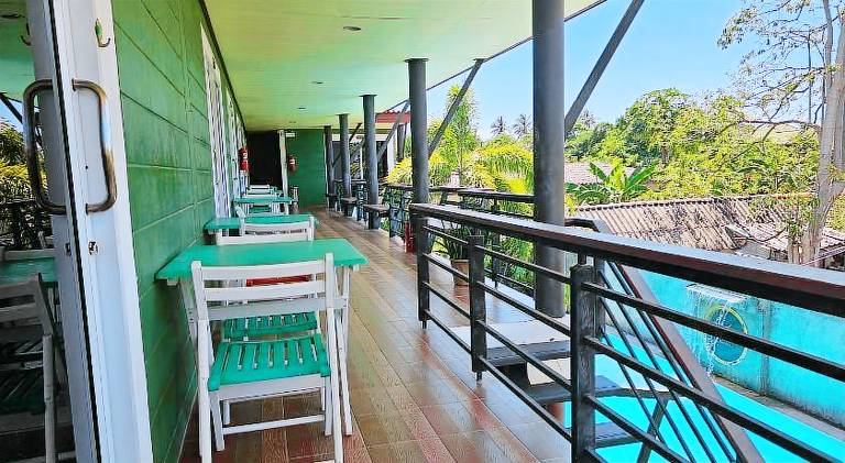 Serviced apartment with garden, pool & jacuzzi — photo 4