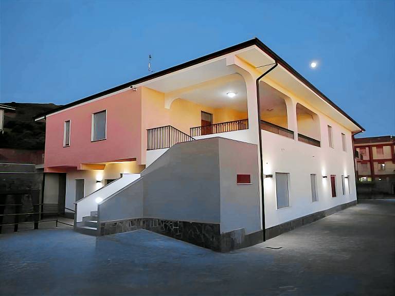 Nice serviced apartment with patio | Pets allowed in Ascea