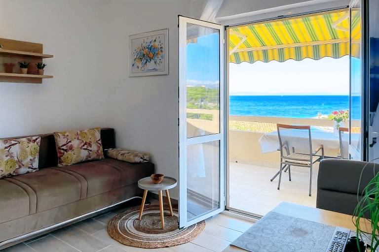 One bedroom apartment with terrace and sea view Lun, Pag (A-19358-b) — photo 4