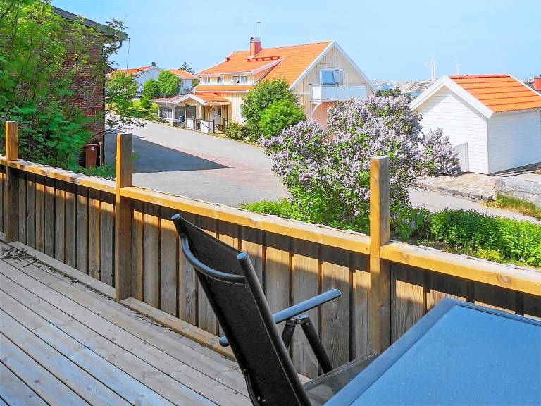 Beautiful house with terrace — photo 3
