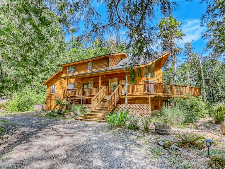 Salmon River Chalet