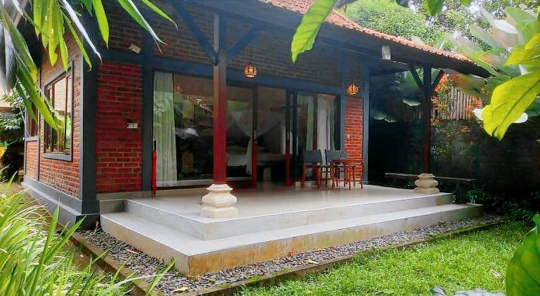 Charming villa with garden & patio | Dogs allowed — photo 2