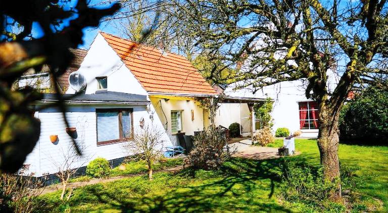 House with 2 rooms for 6 persons in Bremen