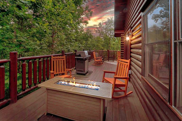 Cowboy Way: Theater, Gameroom, Hot Tub, Firepit — photo 3