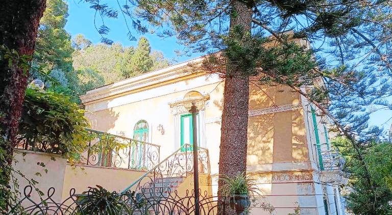 Apartment | Close to the beach | Pet-friendly in Giardini Naxos