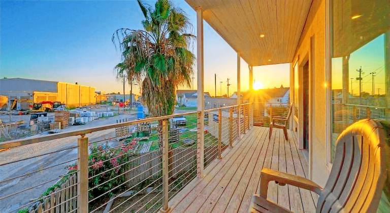 Vacation home with patio & barbeque — photo 5