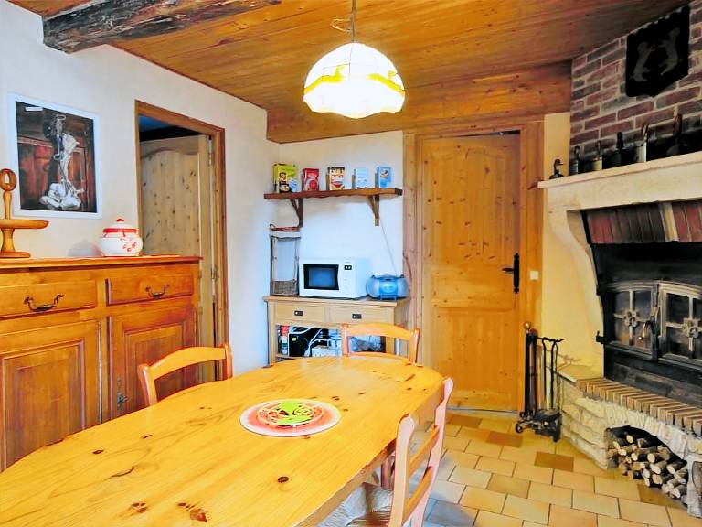 Cottage with grill — photo 3