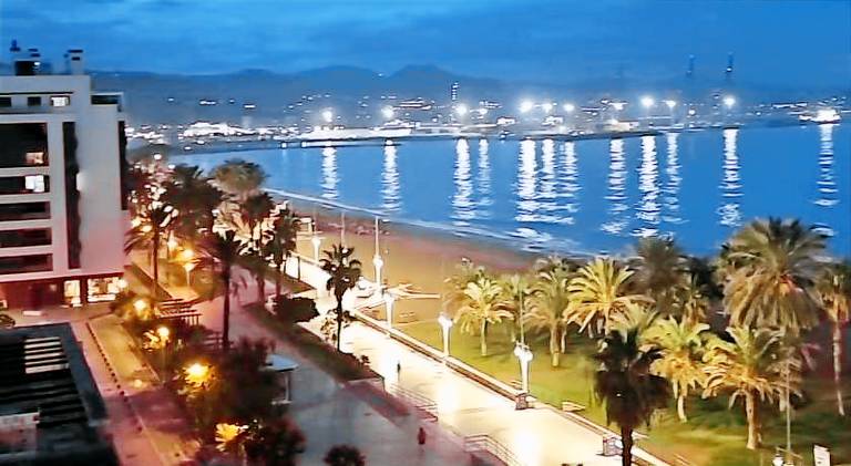 Holiday apartment with terrace | Close to Alcazaba of Málaga — photo 3