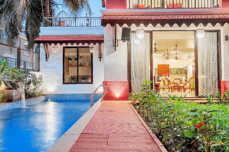 Villa with private pool & garden — photo 3