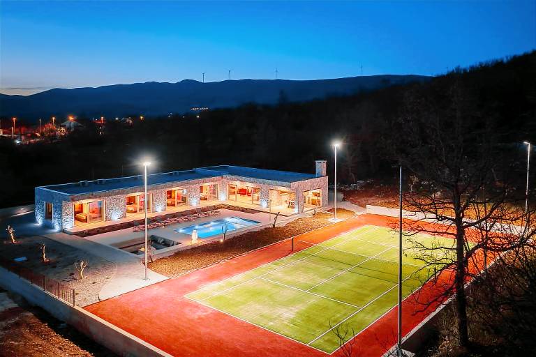 Vila Neorić