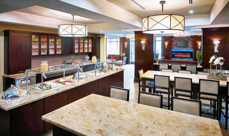 Staybridge Suites Hamilton - Downtown By IHG — photo 2
