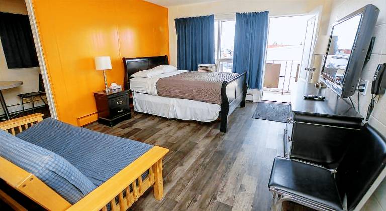 Camrose Motel — photo 2