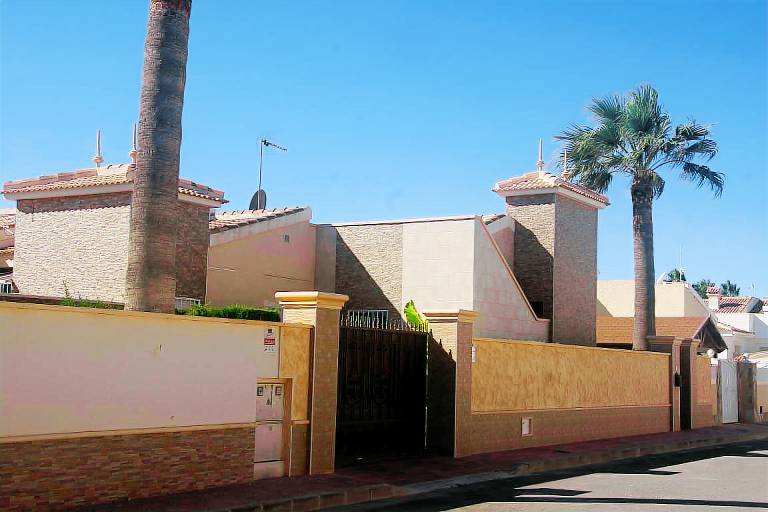 Villa Rojales