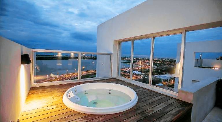 Pleasant serviced apartment with hot tub, terrace & pool | Next to the beach | Dogs allowed — photo 3