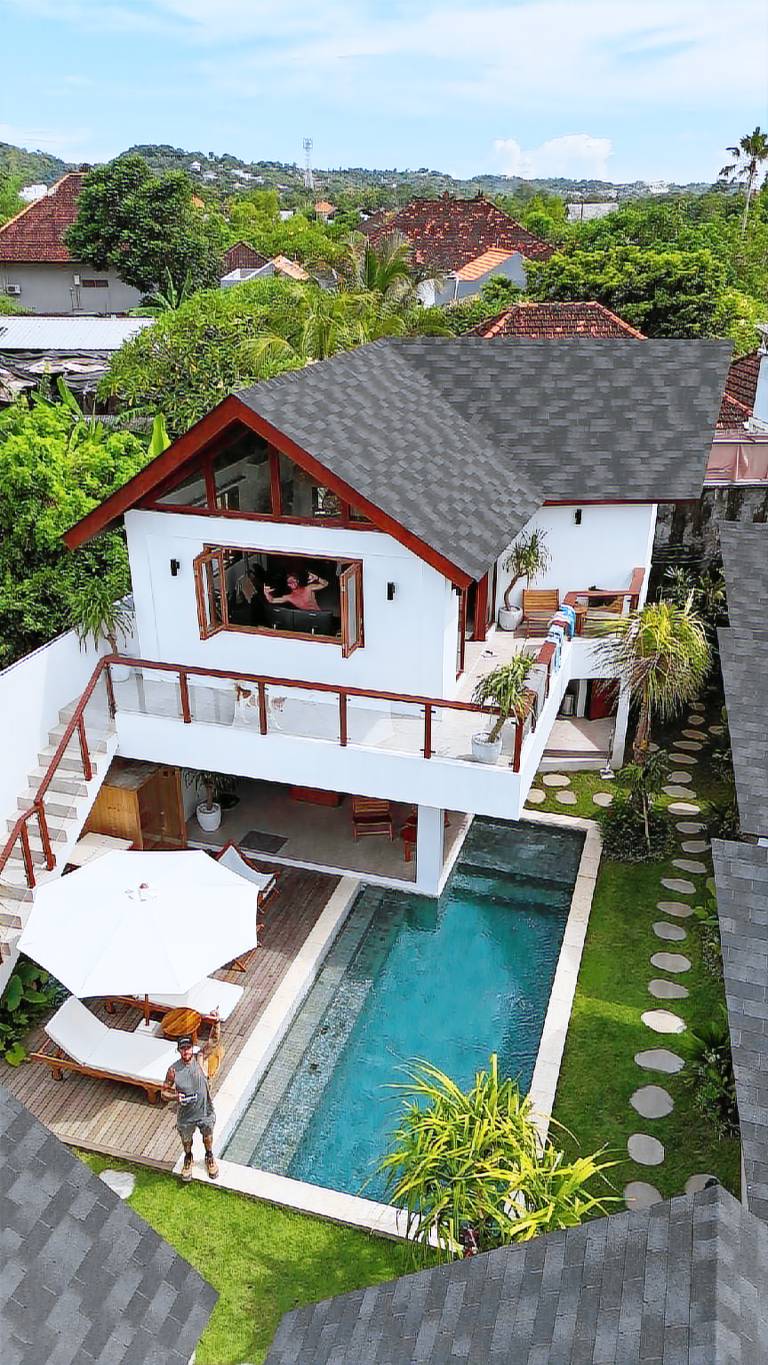 Beautiful vacation home with yard | Close to the beach | Pet-friendly — photo 3