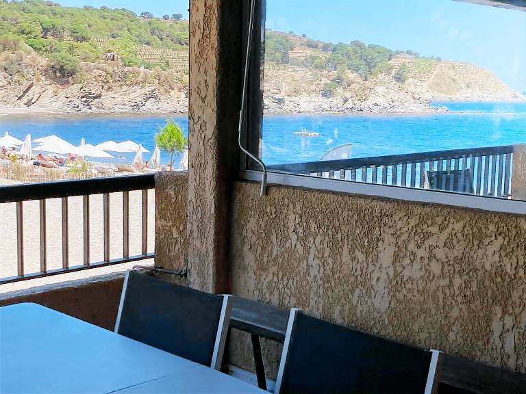 Rental apartment with BBQ & patio — photo 4