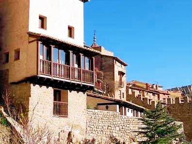Bed & Breakfast  Albarracín