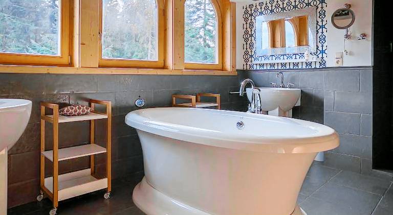 Nice serviced apartment with terrace, hot tub & yard | Dogs allowed — photo 2