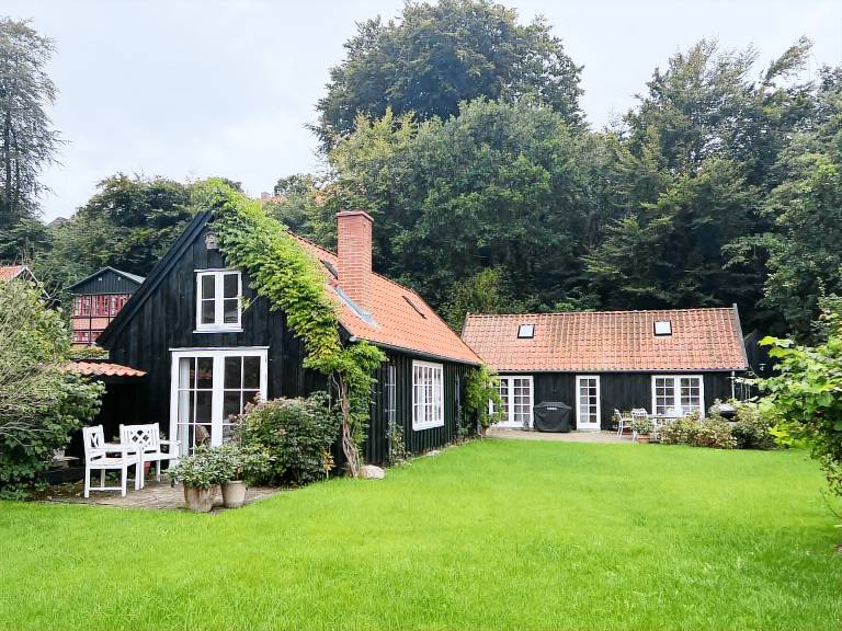 Modern comfort with nostalgia in Mols in Ebeltoft