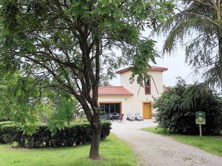 Gite with BBQ, terrace & garden | Pets are welcome — photo 2