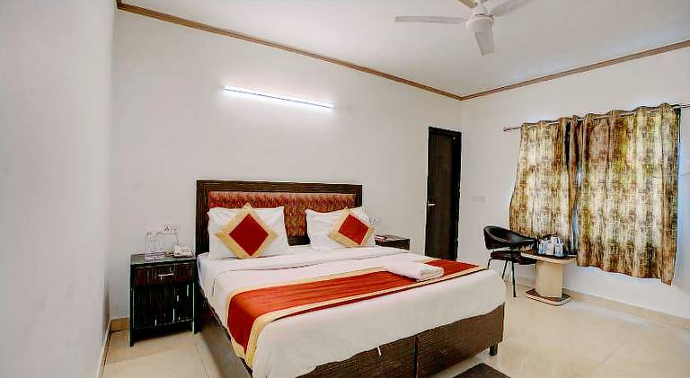 Hotel Dolphin at Delhi Airport — photo 2