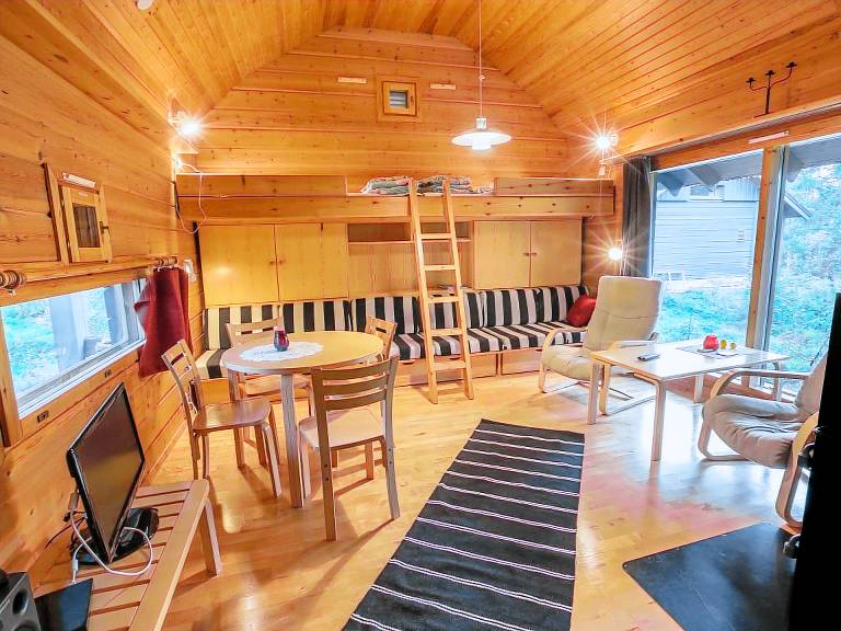 Vacation home with sauna | Pets allowed — photo 4