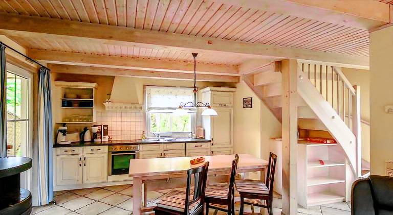 Charming vacation home | Beach nearby | Pets are welcome — photo 2
