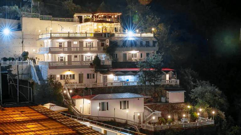 Blue Mountain White House Hotel, Mussoorie — photo 3