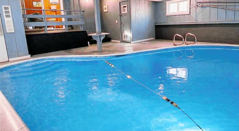 House with pool | Pets allowed in North Conway, NH