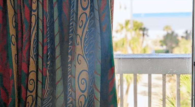 Beach Side Hotel — photo 4