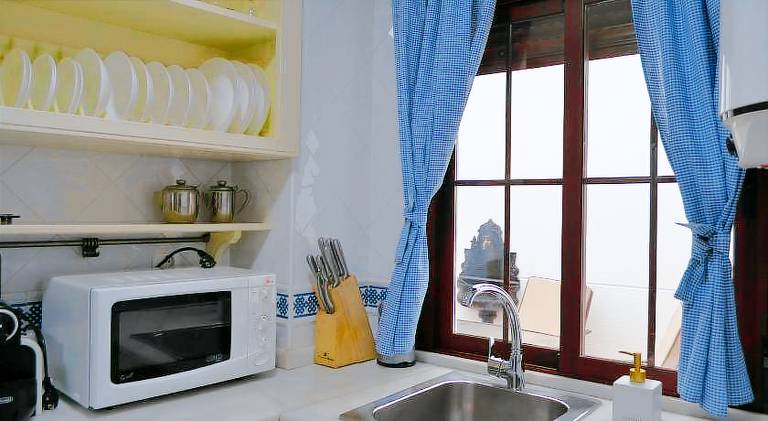 Apartment | Close to Mosque–Cathedral of Córdoba | Pets are welcome — photo 5