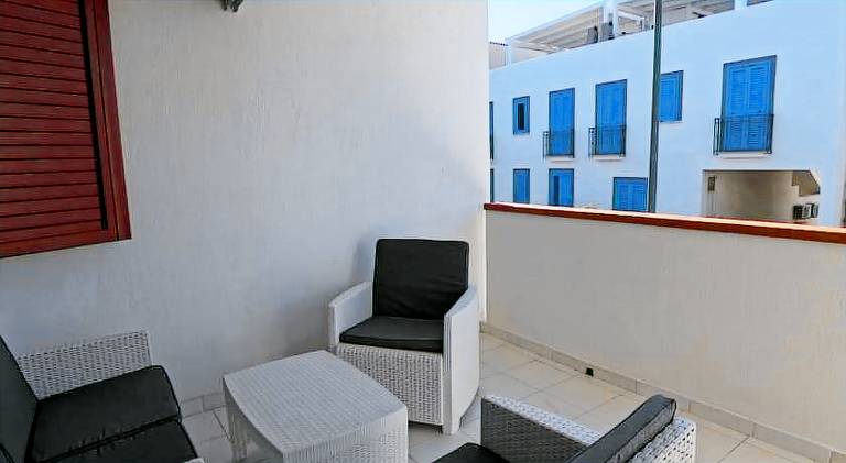 Rental apartment with 2 rooms for 4 persons — photo 3